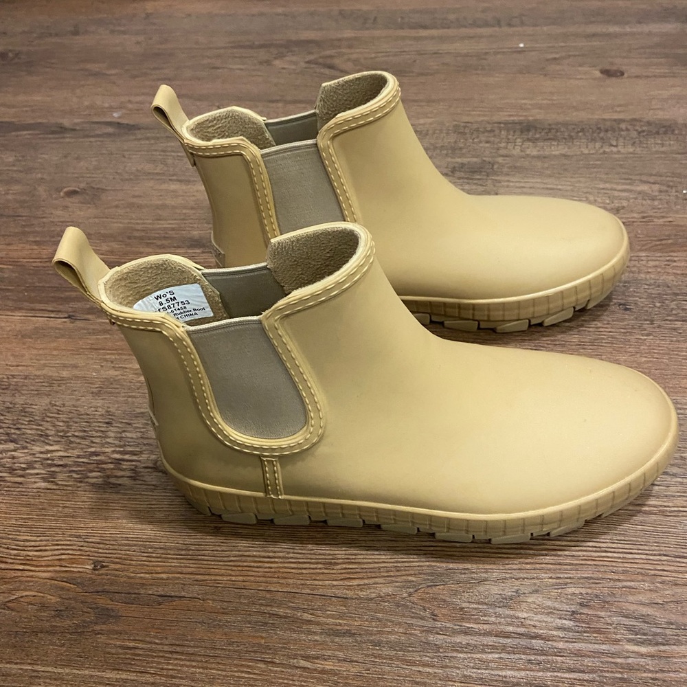 Sperry Women's Torrent Chelsea Boots Size 8.5
